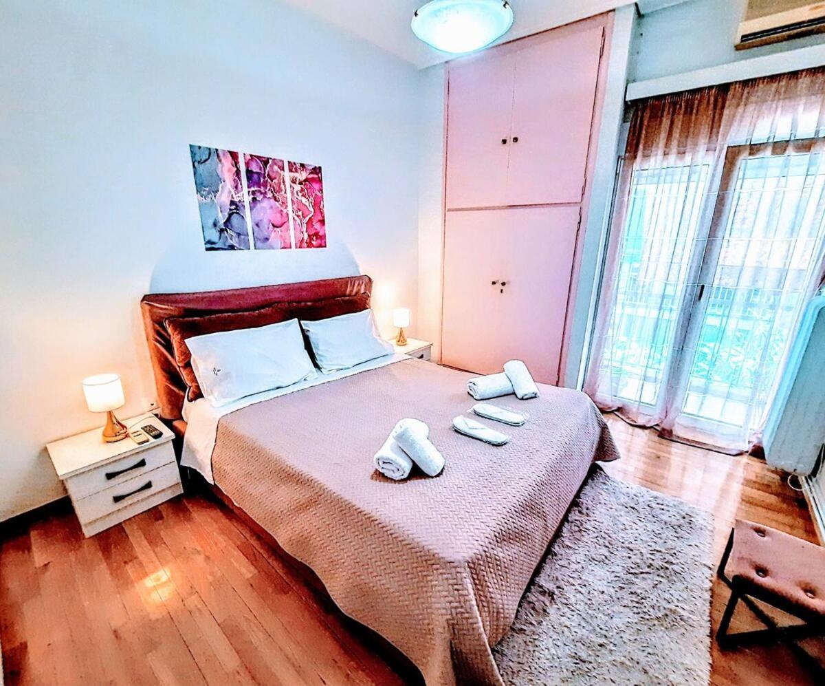 Modern Near Center Apartment Athens